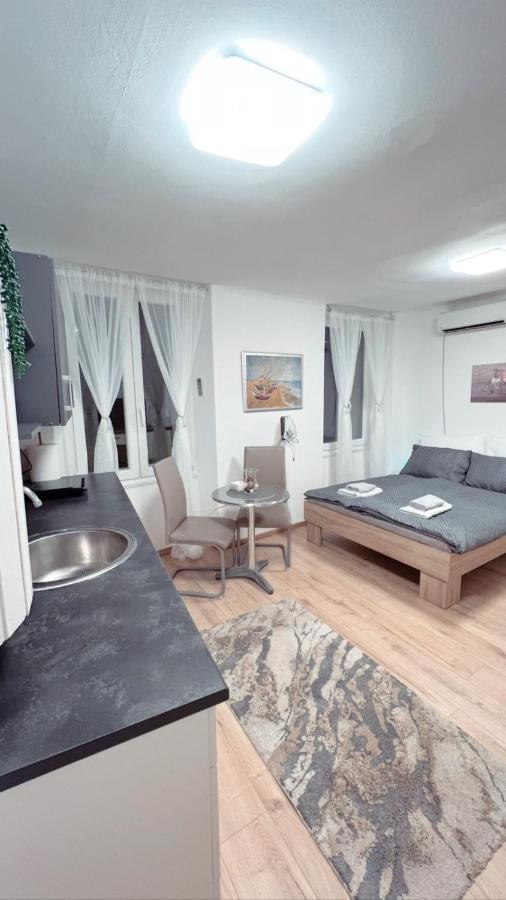 Apartments Isra Piran Exterior photo